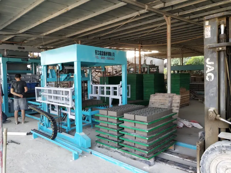 Exploring the Advantages of Cement Block Machines with a Focus on Feed Capacity