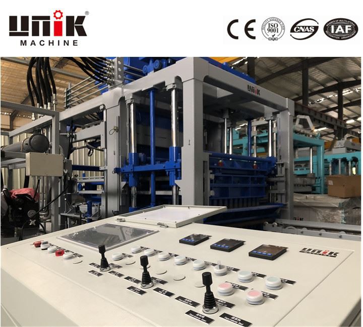 Solid waste brick making machine