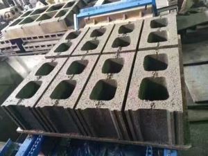 Concrete Hollow Block Making Machine