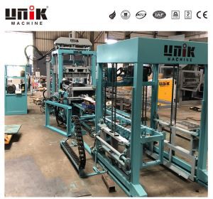 Intelligent hollow brick production machine
